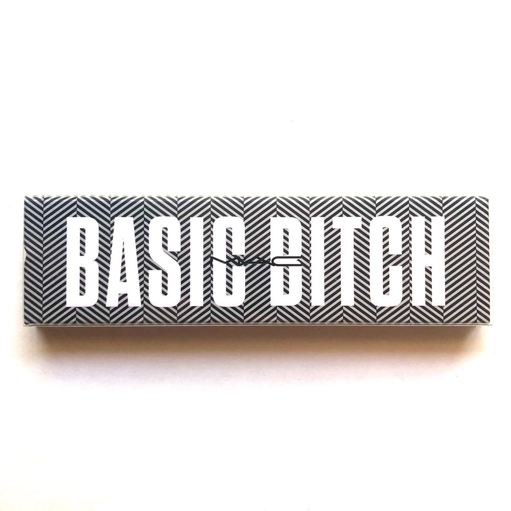 MAC Basic Bitch Eyeshadow Set